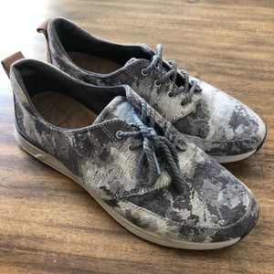 Reef women’s shoes